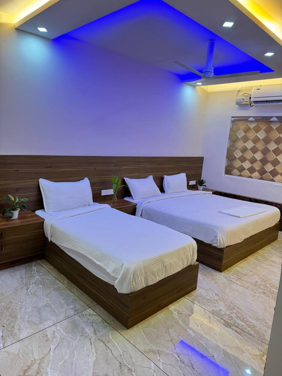 Hotel Krishnakripa Premium Residency Kochi Esterno foto
